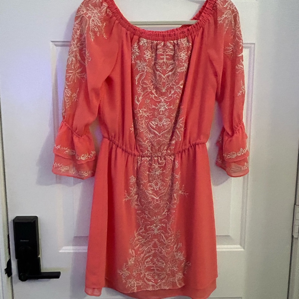 White House Black Market off shoulder dress. EUC.